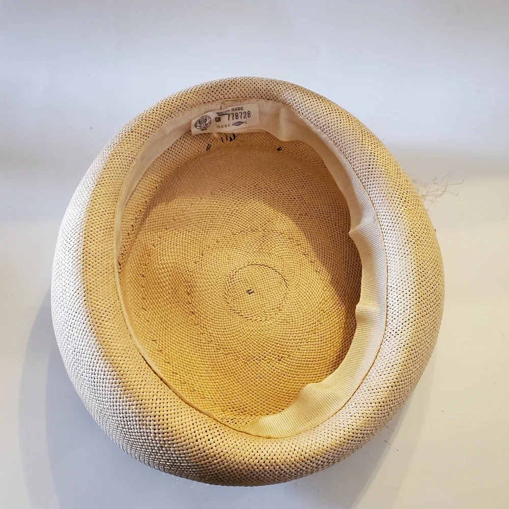 1940s Vintage Union Made Tan‎ Pillbox Style Hat Net Veiling Bow Collectible Hat